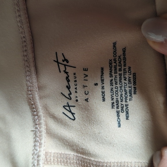 LA Hearts By Pacsun Active Crossband Biker Shorts Tan Cream Women's Size Small - Picture 3 of 4